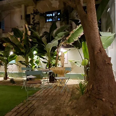 Tree Of Life Art Hotel-2
