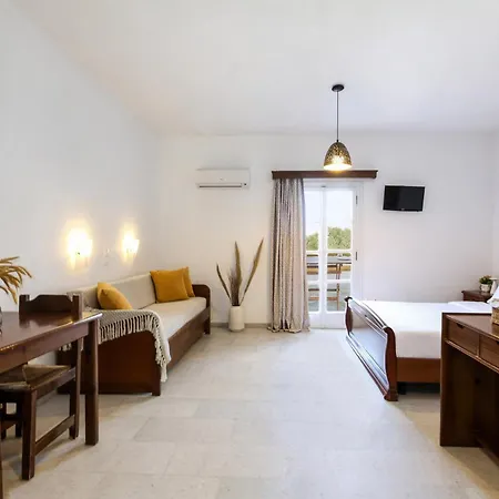 Diamantis Studios&Apartments-2