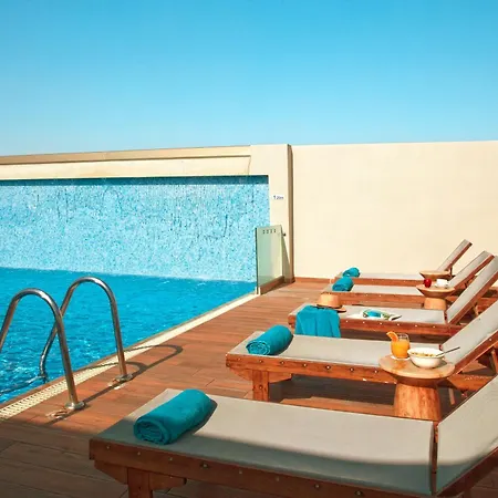 Zeus Wyndham Grand Athens-2