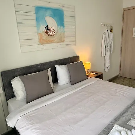 Sunset View Rooms-3