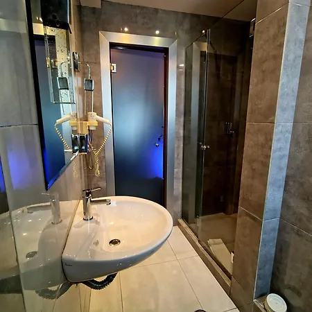 Carol Hotel-3