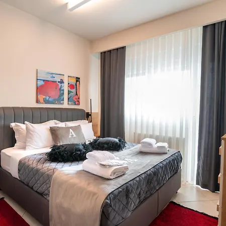 Alexandra Boutique Residence Seaside-3