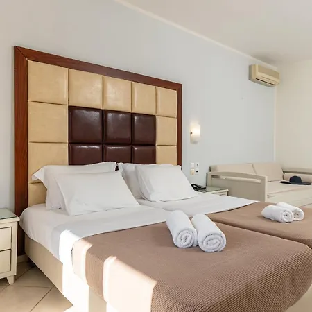 Plaka Hotel II-2