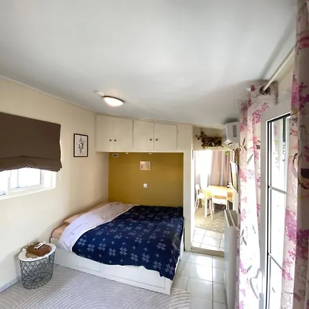 Top Floor Apt With Balcony - Acropolis View & Sunset - Koukaki-3