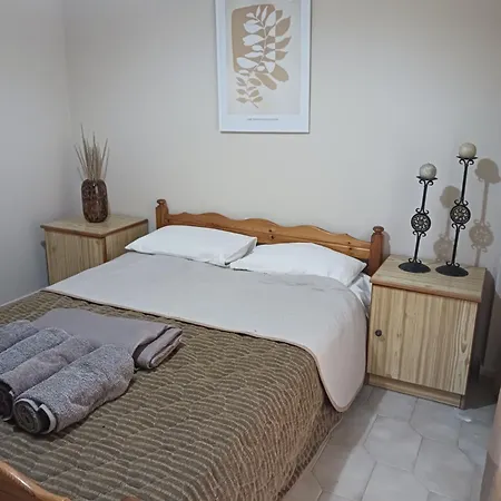 Anastasios Room'S-3