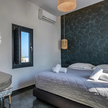 Oia Suites-3