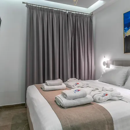 Chic Centre Suites Athens-2