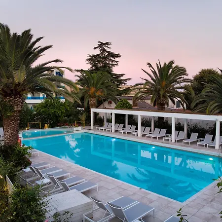 Tryp By Wyndham Corfu Dassia-2