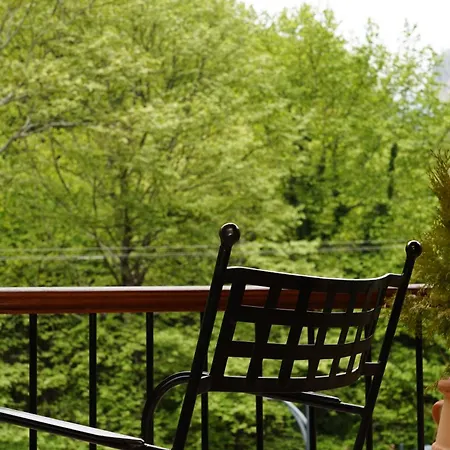 Roes Suites-2