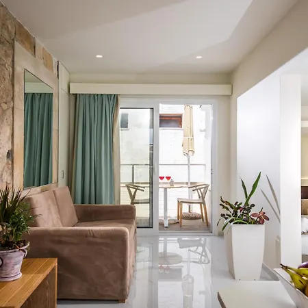 W Suites By Estia-2