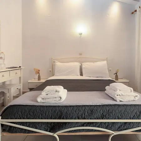 Wilde Rose Hotel-2