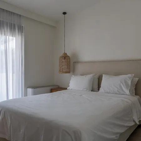 Pnoe - Feel At Home-2
