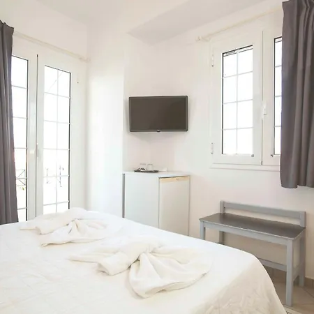 Kontogoni Rooms-3