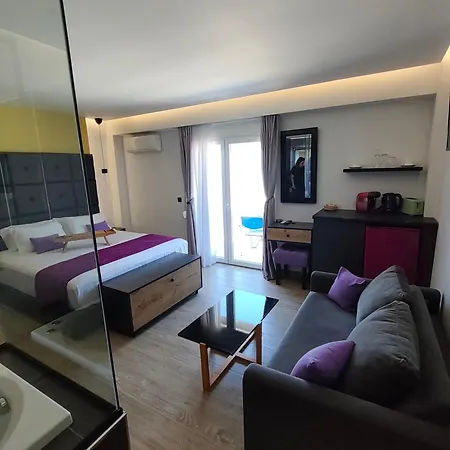 Platinum Suites-3