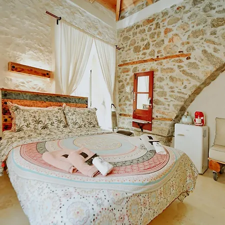 Mastoris Mansion-2