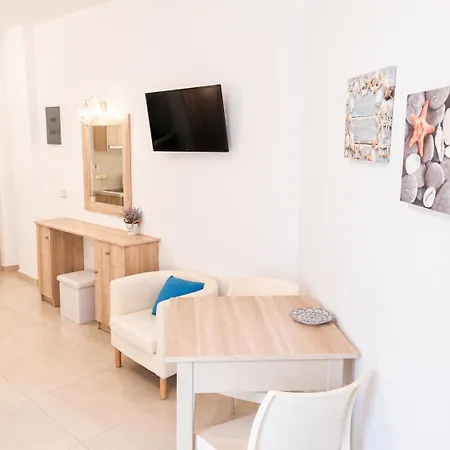 Porfyris Studios And Apartments-2