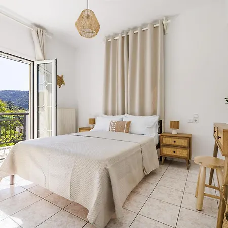 Casa Mia Skopelos - Spacious 3-Bedroom House near Stafylos Beach-3