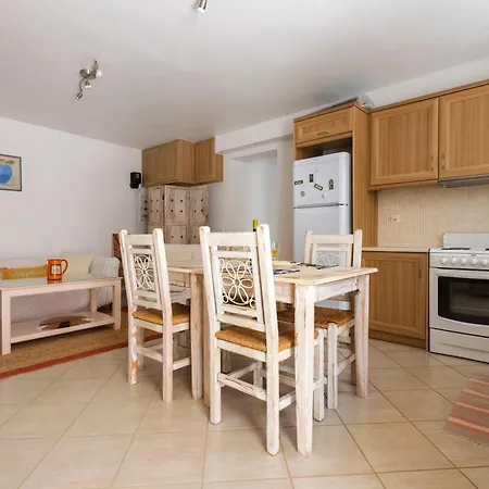 Gaia Accommodation Hydras-3