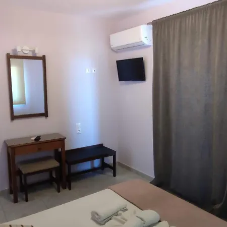 Anna Studio And Apartments-2