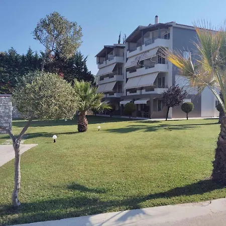 Alex House-2