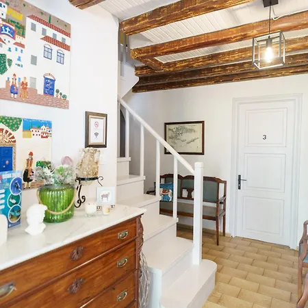 Athina Guesthouse-3