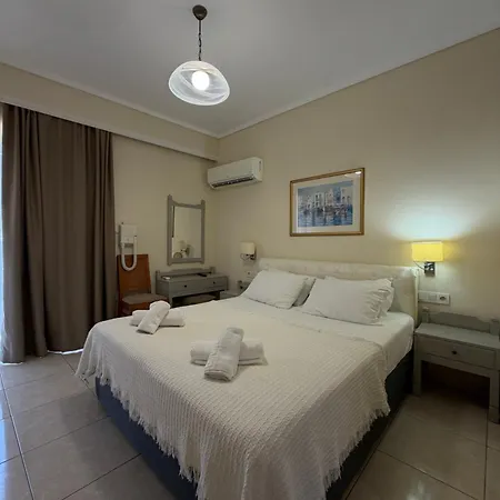 Paradise Hotel-3
