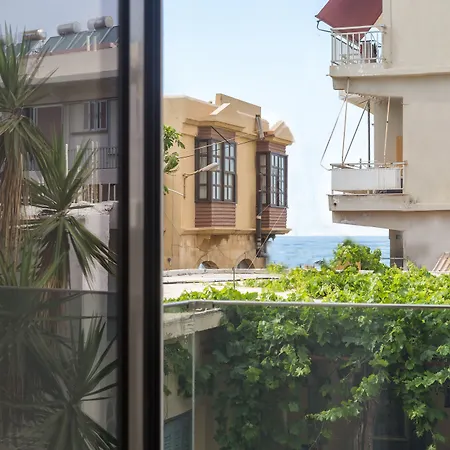 Calmare Suites-2