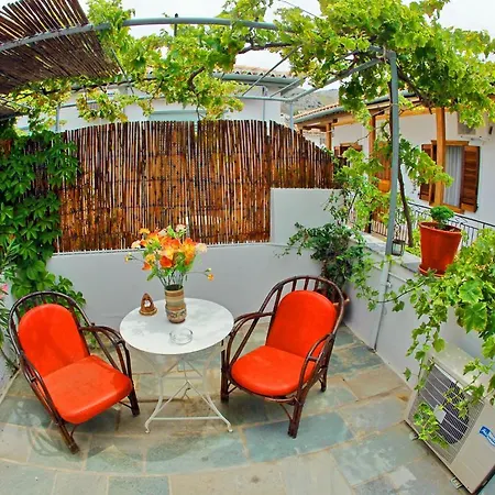 Glaros Guesthouse-2