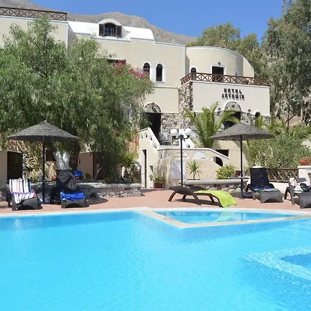 Theartemis Perissa-3