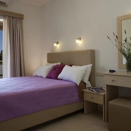 Savinos Rooms-2