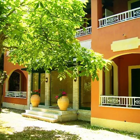 Andreas House-3