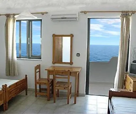 Nitsa Rooms-3