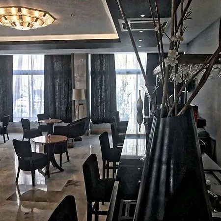 Gq Hotel & Club - Adults Only-2
