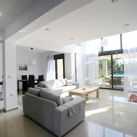Sanny Sani Luxury Villas-3
