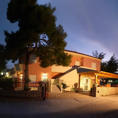 Epavlis Apartments-3