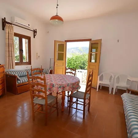 Madoupa Beach Apartments-3