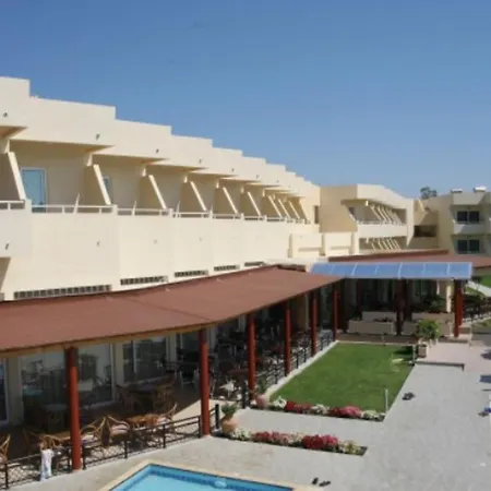 Relax Hotel-3
