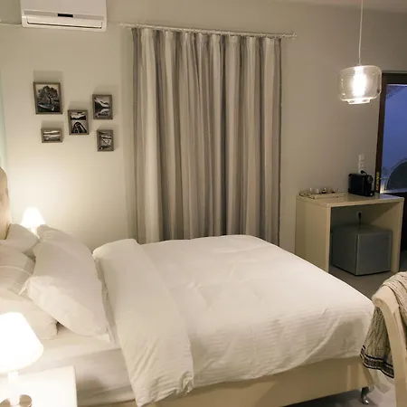 Shalom Luxury Rooms Kondilaki-2