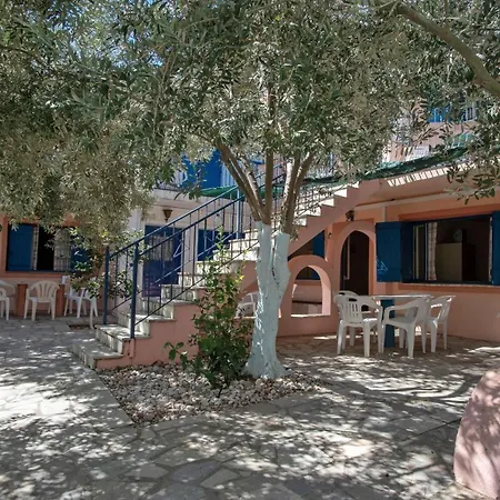 Kleoni Club Apartments-3