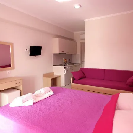 Mavridis Rooms 2-3
