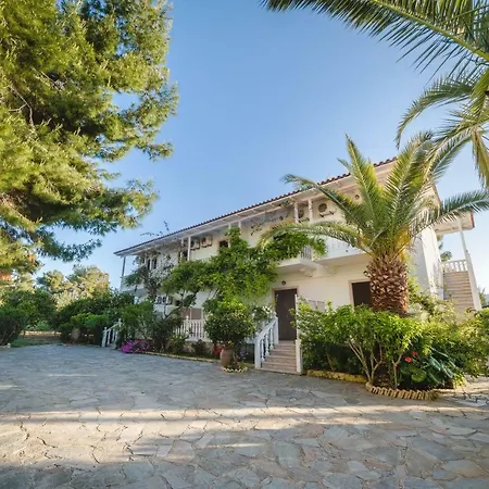 Pavlos Studios-2