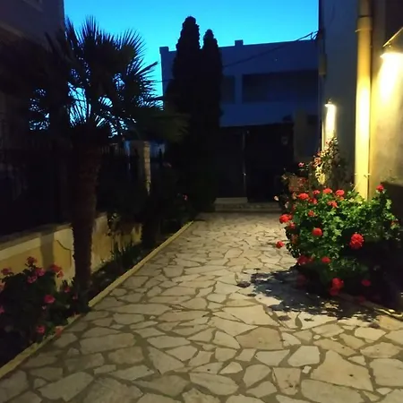 Solena Studios Kavos-2