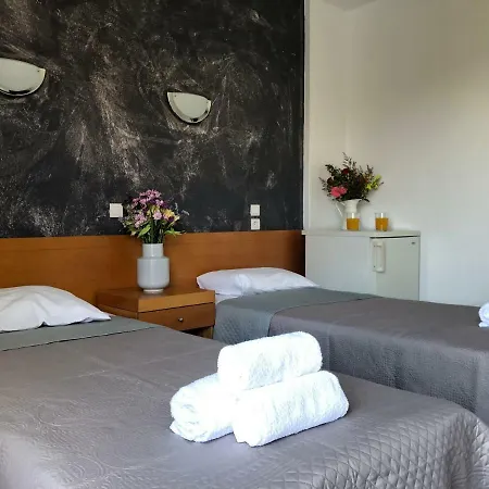 Central Guest House Skiathos-2