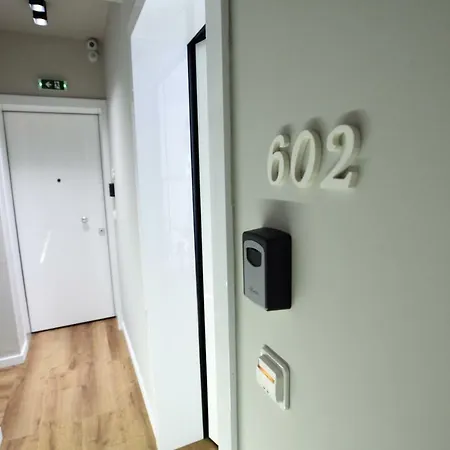 Magnifique Luxury Suites-2