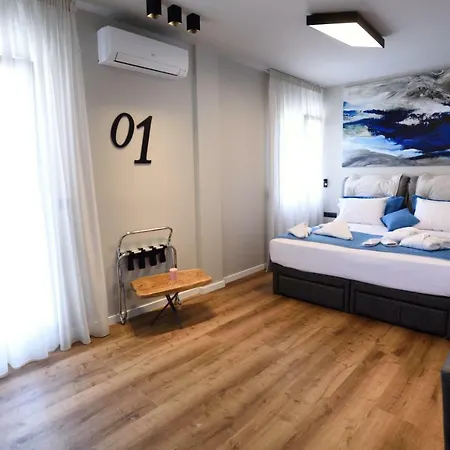 Magnifique Luxury Suites-3