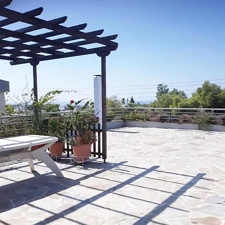 Fantastic Villa, A 5 Minute Drive From The Beach!-2