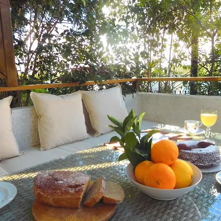 Kavouri Beach House Just 6 Minutes Walk To Kavouri Beach-2