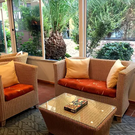 Caravel Hotel Apartments-3