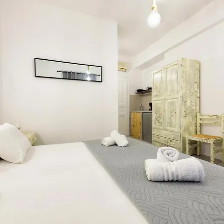 Joseph Apartments-3