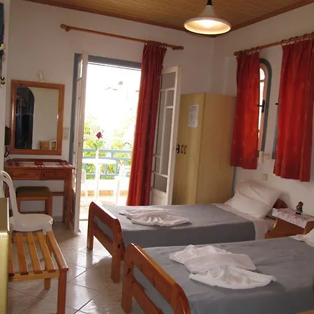 Villa Contessa Apartments-3